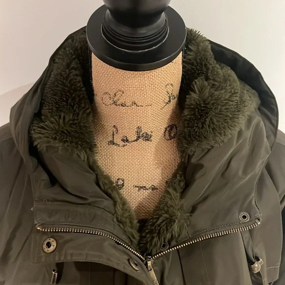 Sam Edelman waterproof army green jacket - Picture 2 of 11